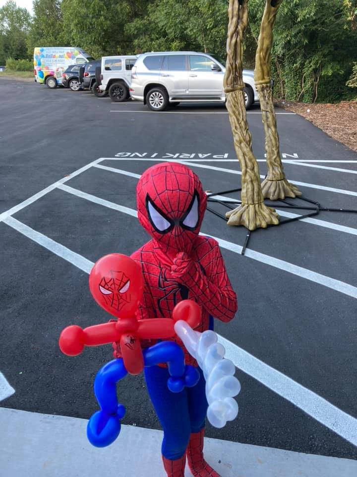 bruce unlimited designs face painting spiderman character twisted balloon design party festival taylors duncan sc